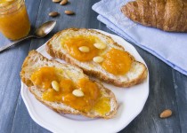Apricot-Almond Jam